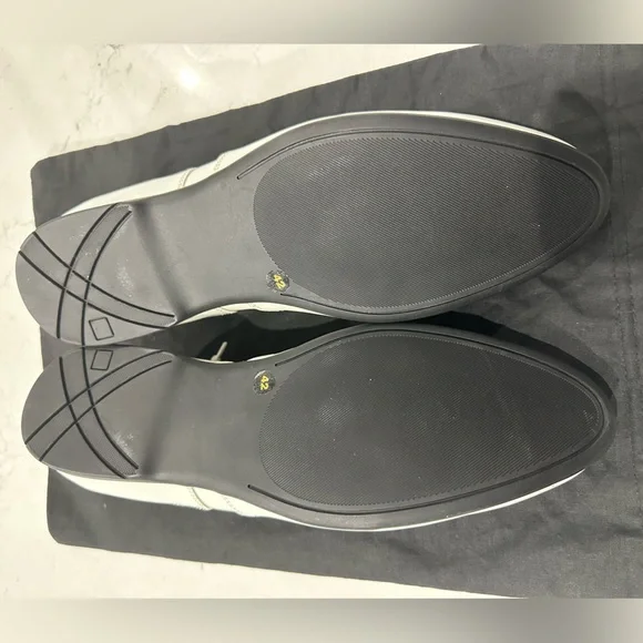 Authentic Versace Classic shoes. Used once, but are like brand new. - Picture 6 of 7